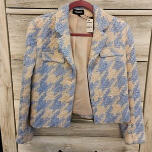 Express Women's Blue and Cream Houndstooth Blazer